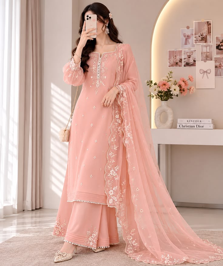 That blush pink Fairy tale suits,,, Floral embroid Dupatta